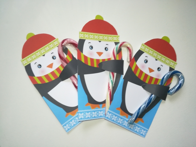 Finished candy cane holder card